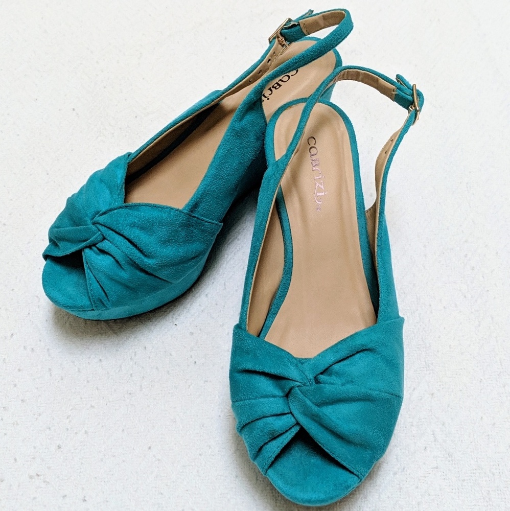 EUC torquoise platform sandals - size 8.5